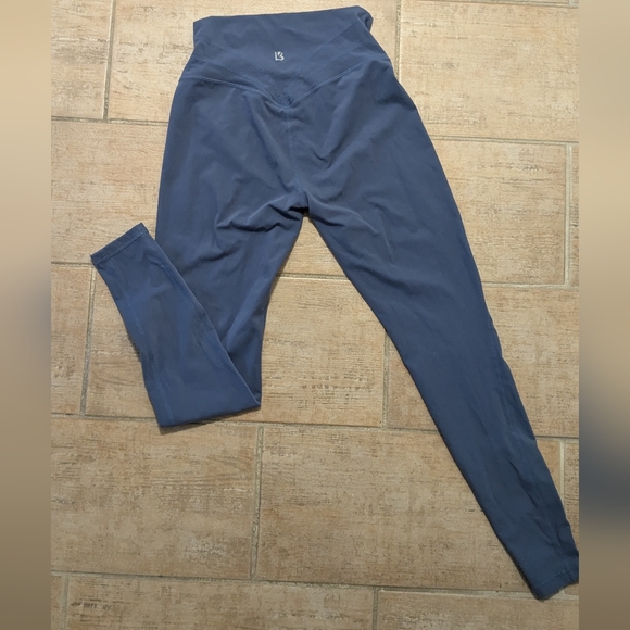 Buff bunny legacy leggings - Picture 1 of 6